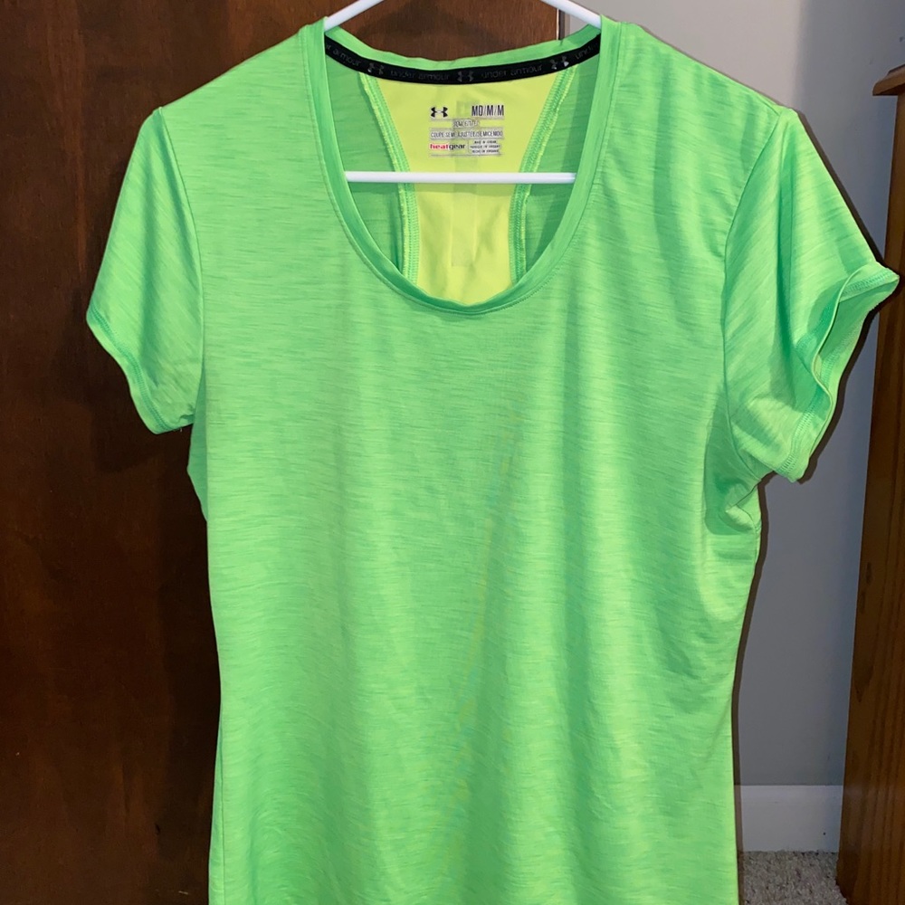 Under armor women’s top